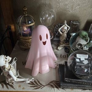 Pink Ghostly Holiday Decor